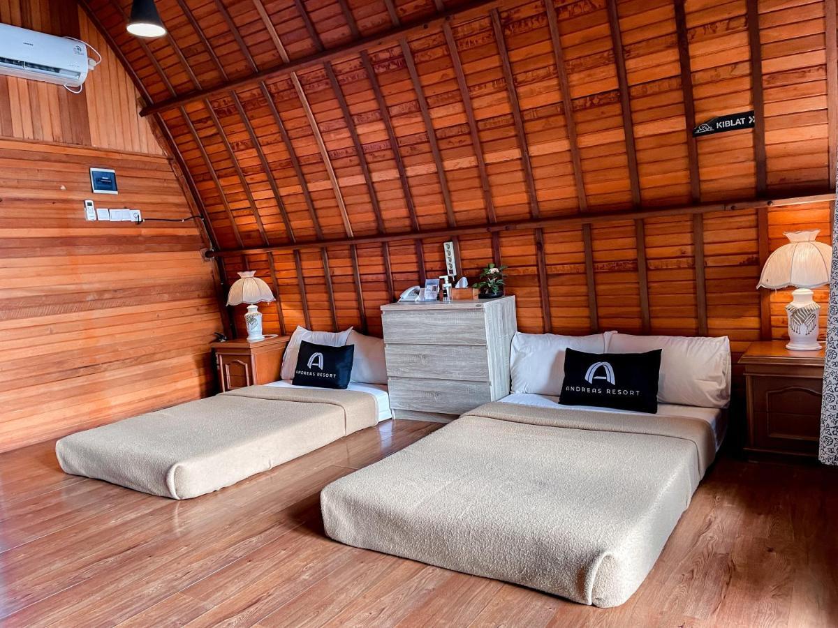 Andreas Resort Sukajaya Экстерьер фото